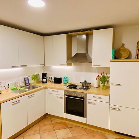 Traumhafte 115 Qm Ferienwohnung Am Steinhuder Meer, Ruhig, Komfortabel, Loggia, Parkplatz, Wifi Wunstorf Exterior photo