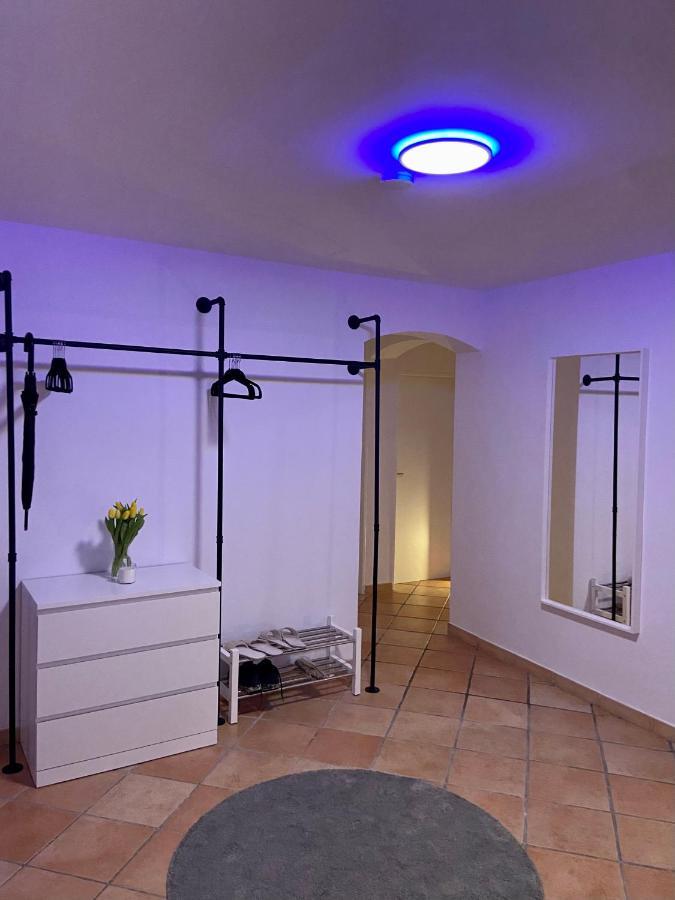Traumhafte 115 Qm Ferienwohnung Am Steinhuder Meer, Ruhig, Komfortabel, Loggia, Parkplatz, Wifi Wunstorf Exterior photo
